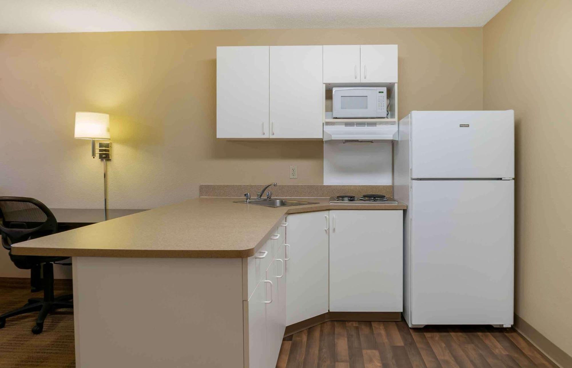 Extended Stay America Suites - Detroit - Metropolitan Airport Romulus Exteriér fotografie